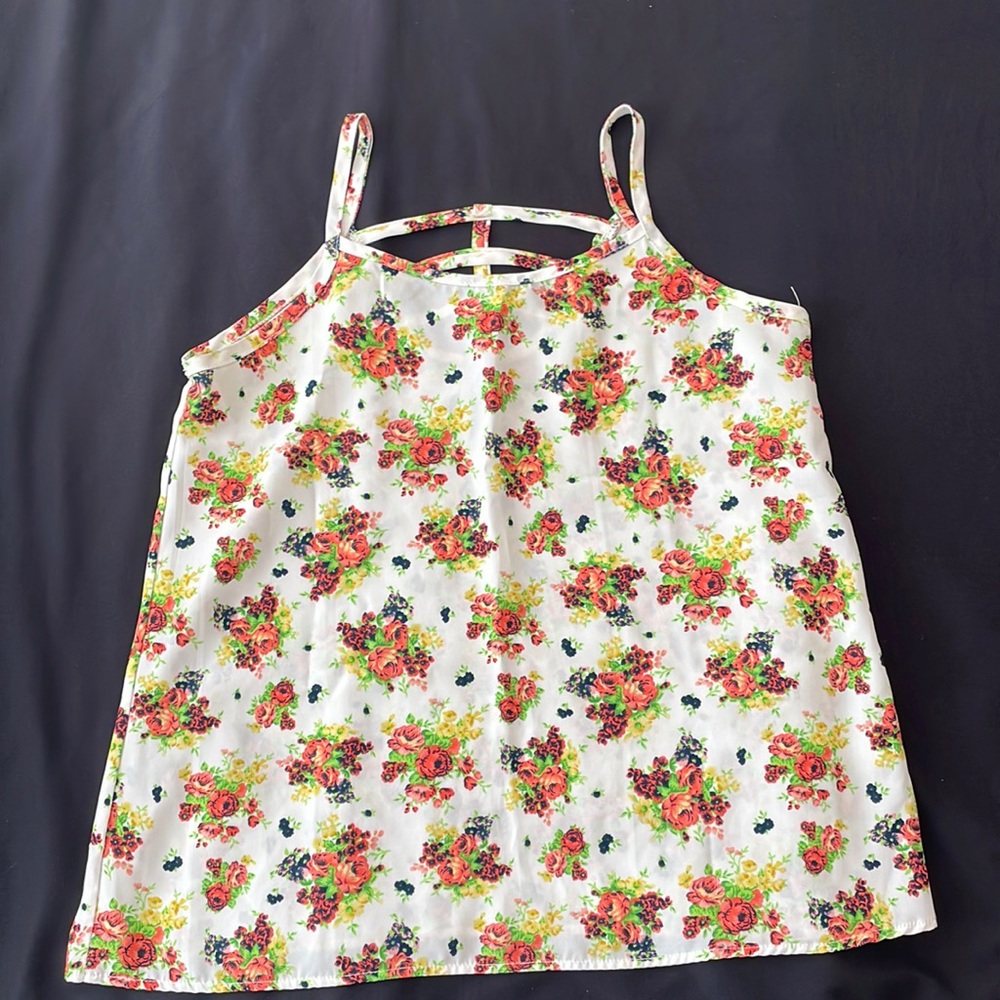 XXS Womens or Large girls’ sleeveless floral top | full tilt